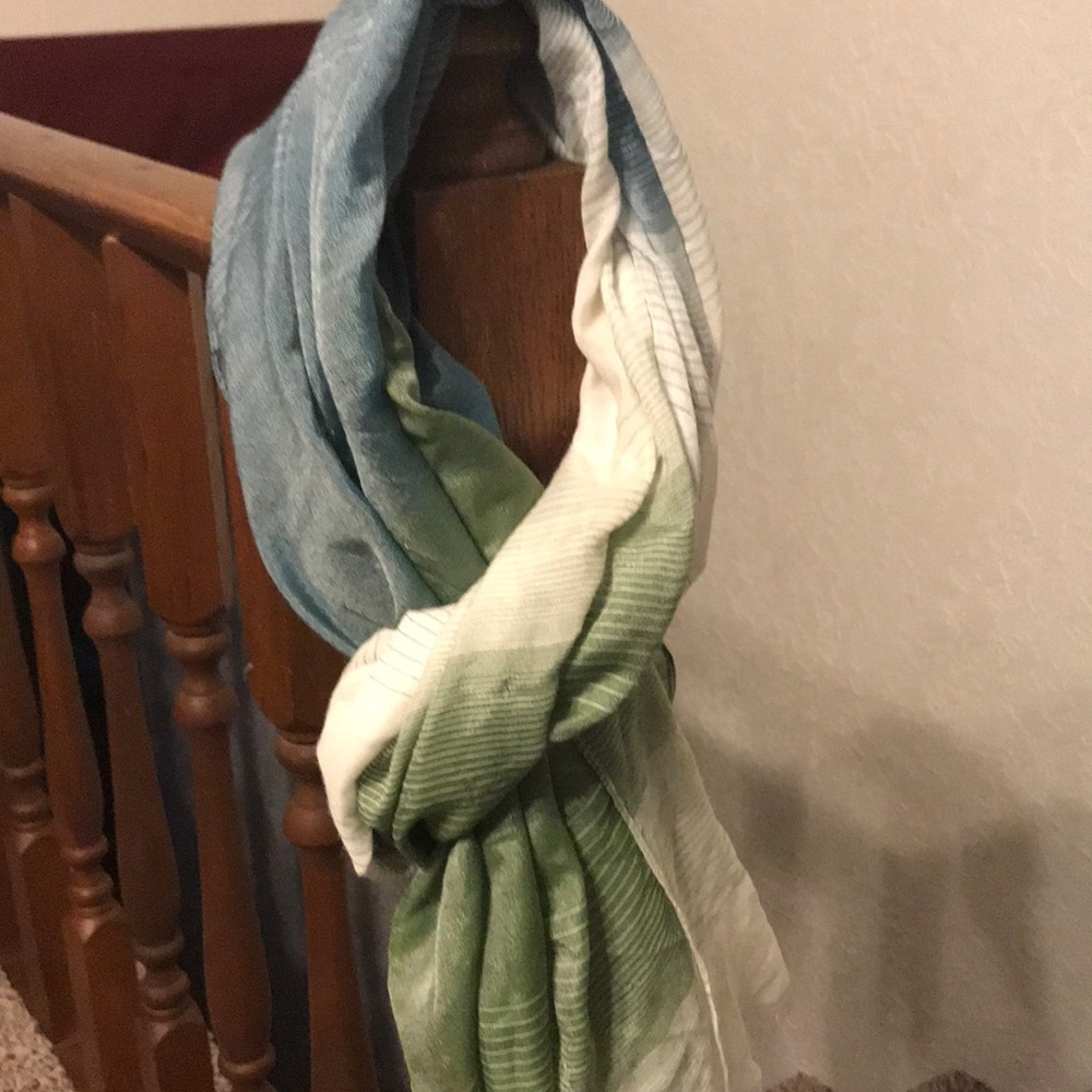 Scarf